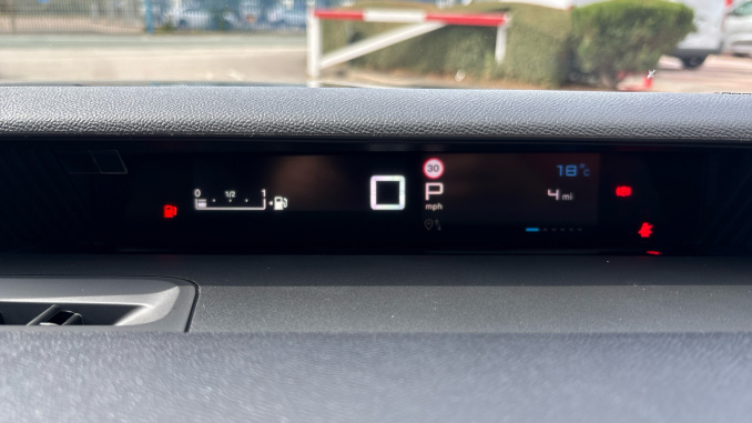 Citroen C3 1.2 Hybrid [110] Collection 5dr e-DCS6 Petrol Hatchback - Image 18